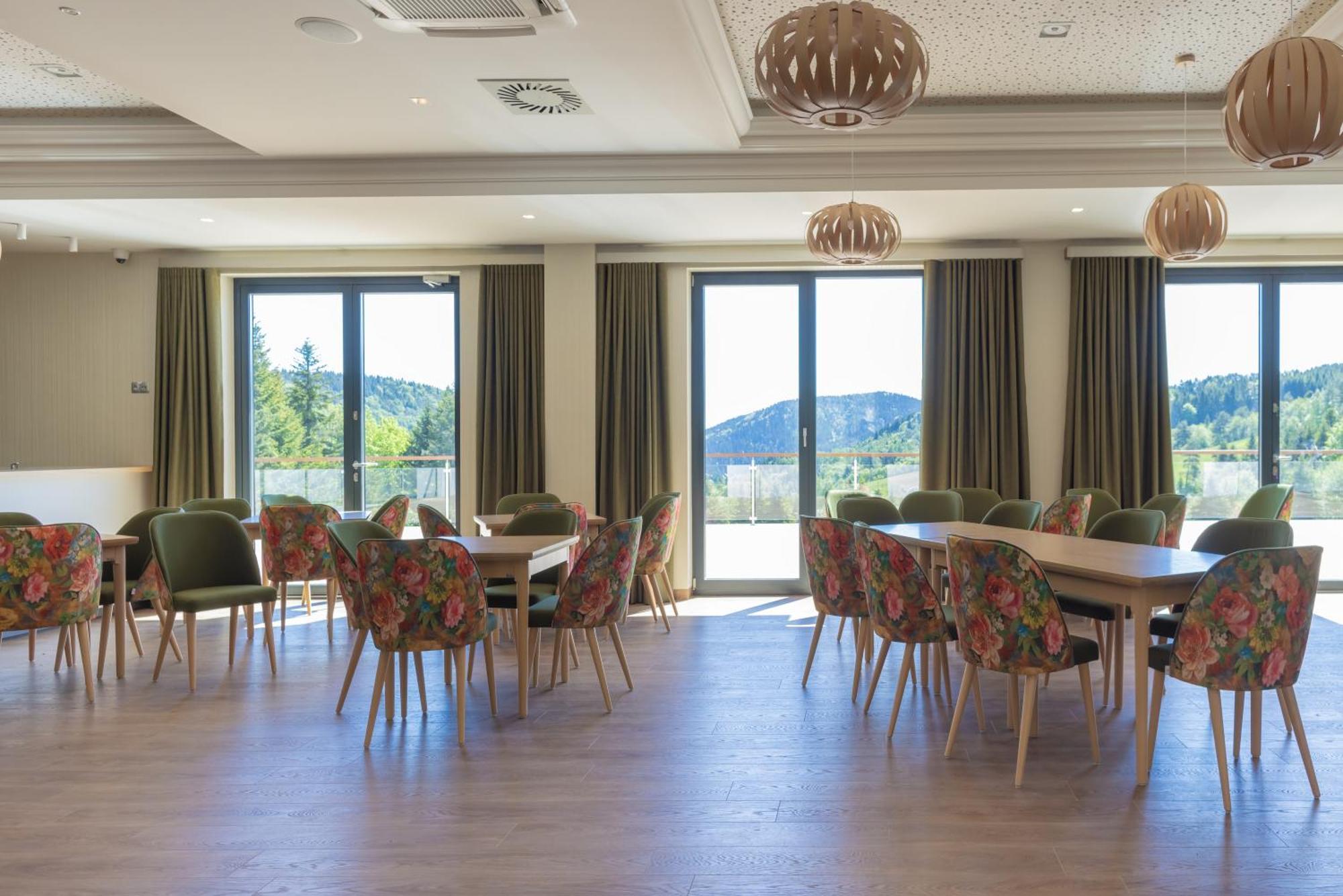 Miodowa Klinika Hotel Kamianna Bagian luar foto